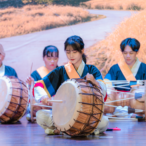 Khoảnh khắc sinh viên HUFLIT