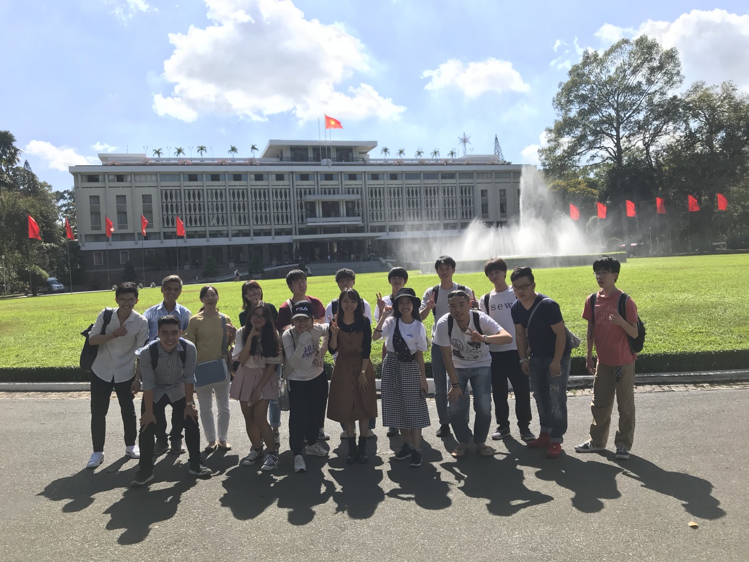 7.1LIVE & LEARN 2019: Chương trình giao lưu văn hoá và học tập của sinh viên Đại học Quốc tế Kobe tại HUFLIT