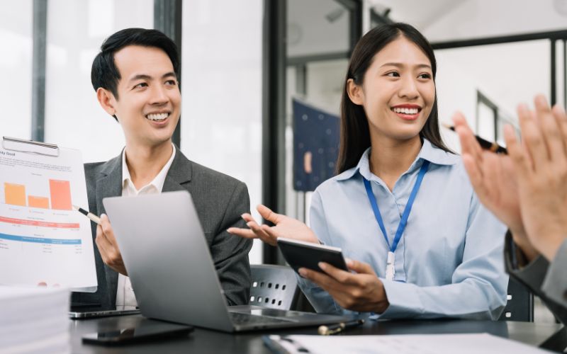 Quản trị kinh doanh bao gồm những chuyên ngành nào