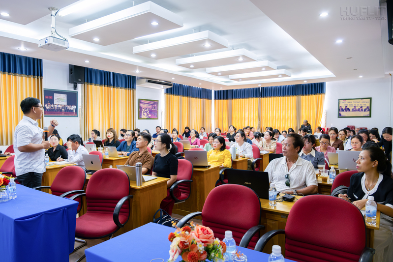 Ngành công nghệ thông tin HUFLIT