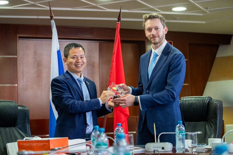 Mạng lưới đối tác doanh nghiệp HUFLIT