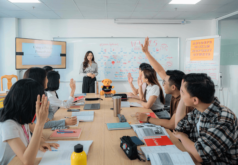 ngành Kinh doanh Quốc tế HUFLIT