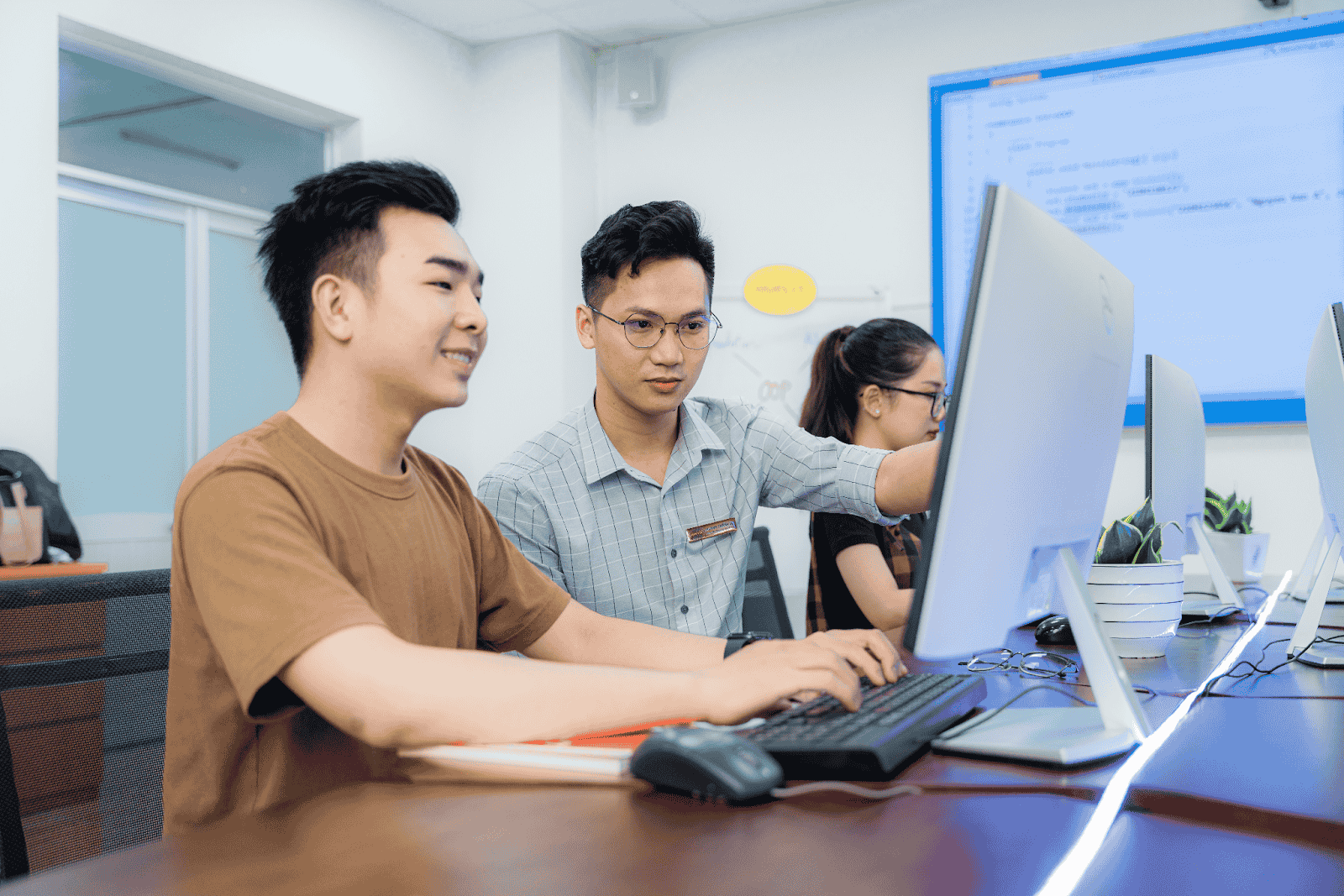 Kiến thức về công nghệ ngành Thương mại điện tử