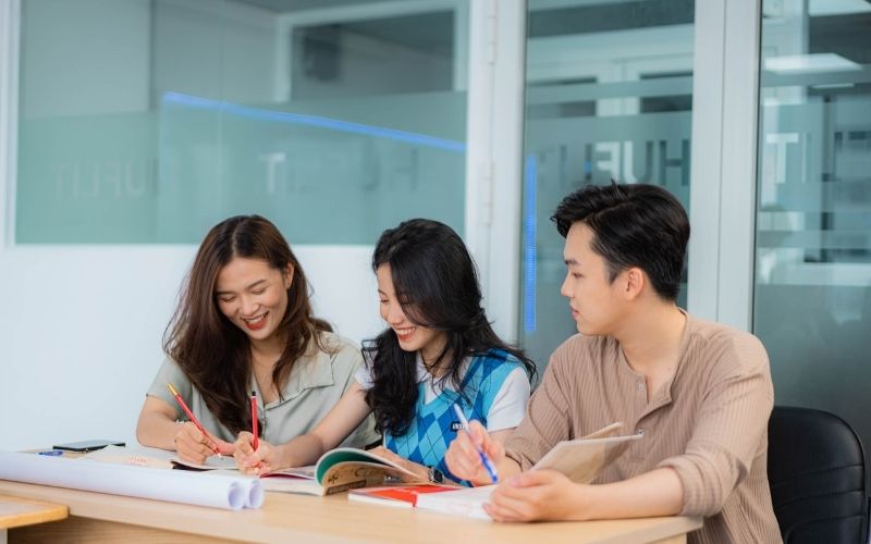 cơ hội việc làm ngành quản trị kinh doanh