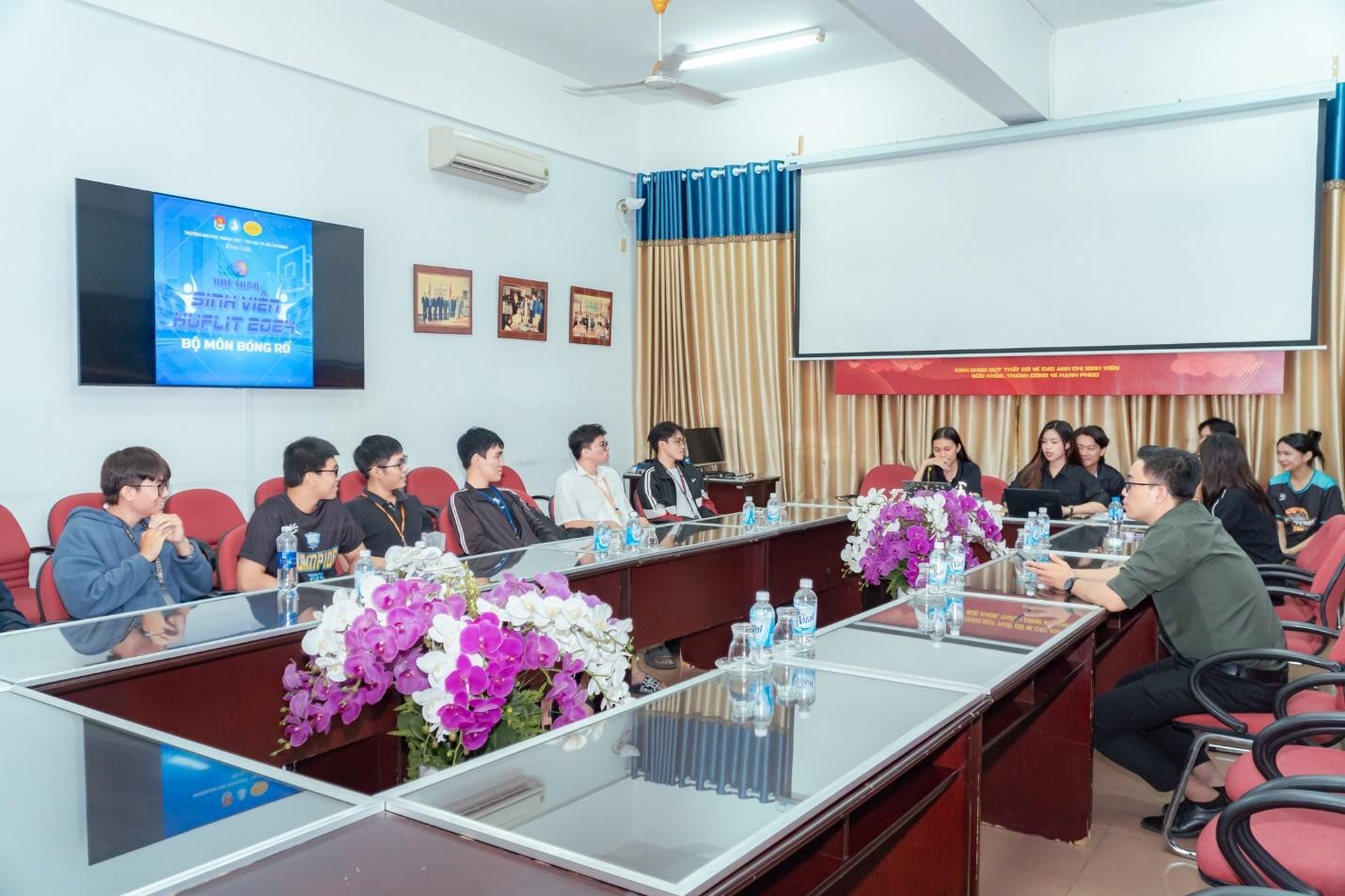 Hội thao Sinh viên HUFLIT năm 2024