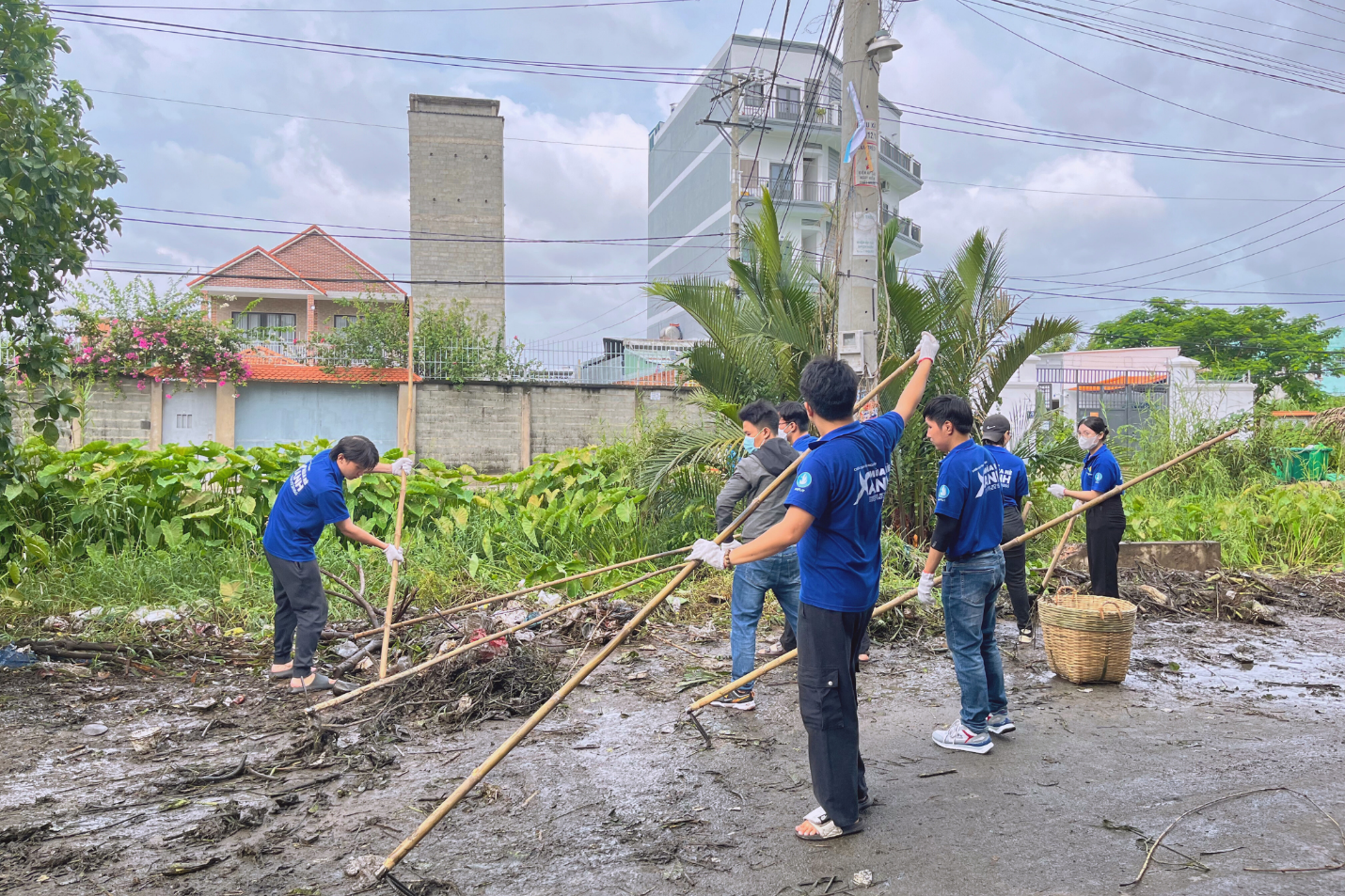 Chiến dịch tình nguyện Mùa hè xanh HUFLIT năm 2024