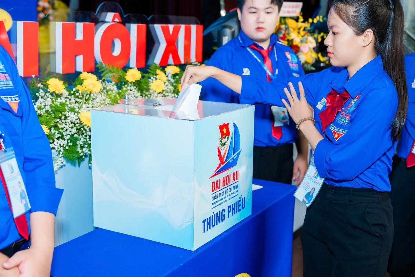 Đại hội Đại biểu Đoàn TNCS Hồ Chí Minh trường Đại học Ngoại ngữ - Tin học TP. Hồ Chí Minh lần thứ XII, nhiệm kỳ 2024 - 2027