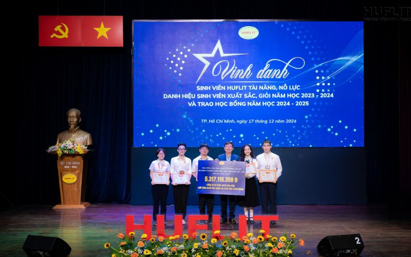 chính sách học bổng huflit