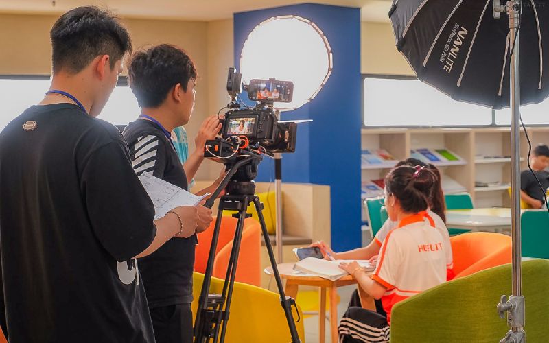 Chương trình đào tạo tại HUFLIT