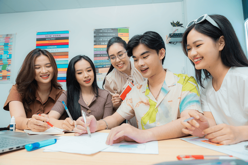 Giảng viên Marketing