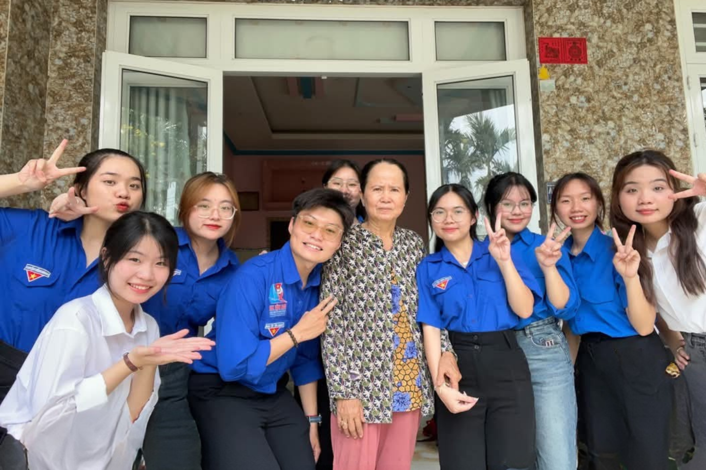 Tháng Thanh niên 2025 – Tuổi trẻ HUFLIT tự hào, vững tin theo Đảng