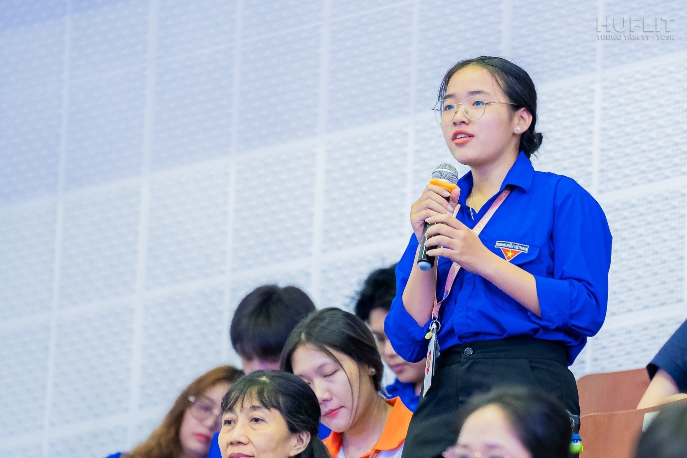 Tháng Thanh niên 2025 – Tuổi trẻ HUFLIT tự hào, vững tin theo Đảng