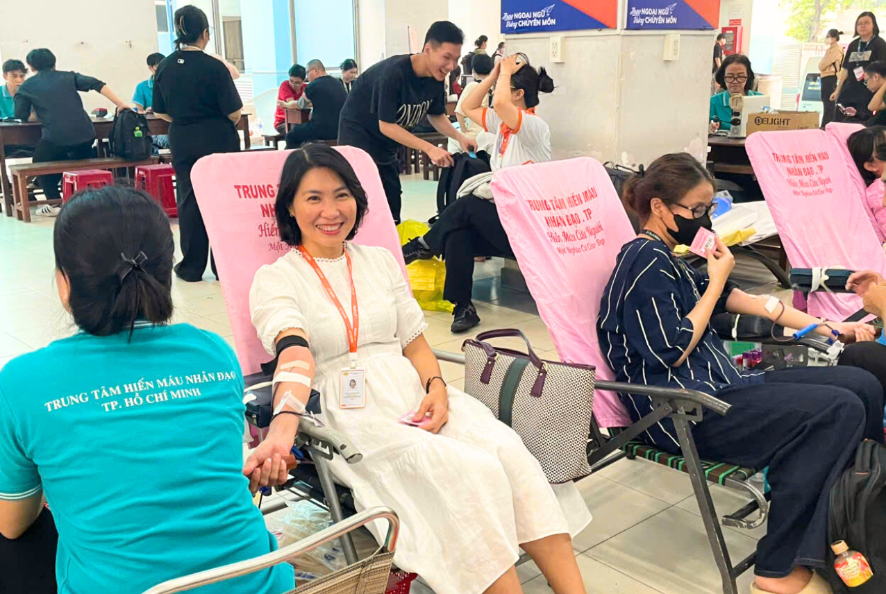 Hiến máu tình nguyện, năm học 2024 - 2025: “Gửi giọt máu đào - Trao niềm hy vọng”