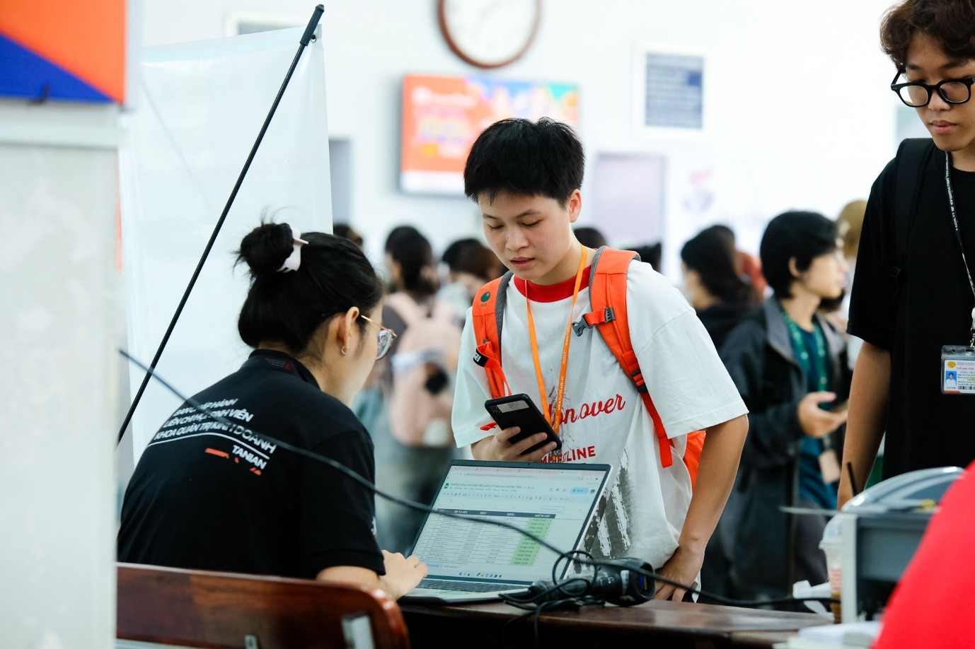 Hiến máu tình nguyện, năm học 2024 - 2025: “Gửi giọt máu đào - Trao niềm hy vọng”