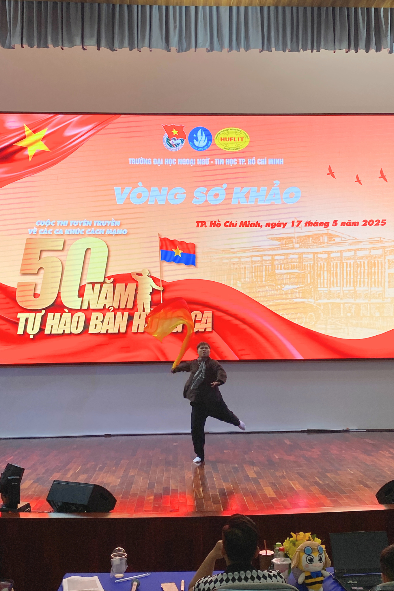 Cuộc thi tuyên truyền các ca khúc cách mạng “50 năm tự hào bản hùng ca”