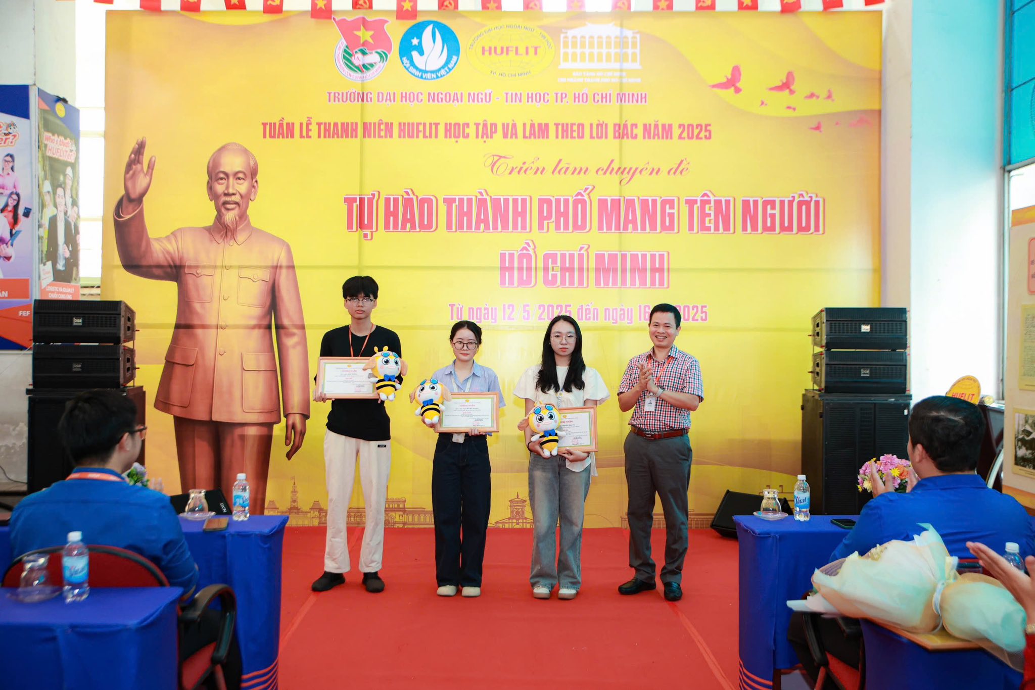 Tuần lễ thanh niên HUFLIT học tập và làm theo lời Bác năm 2025