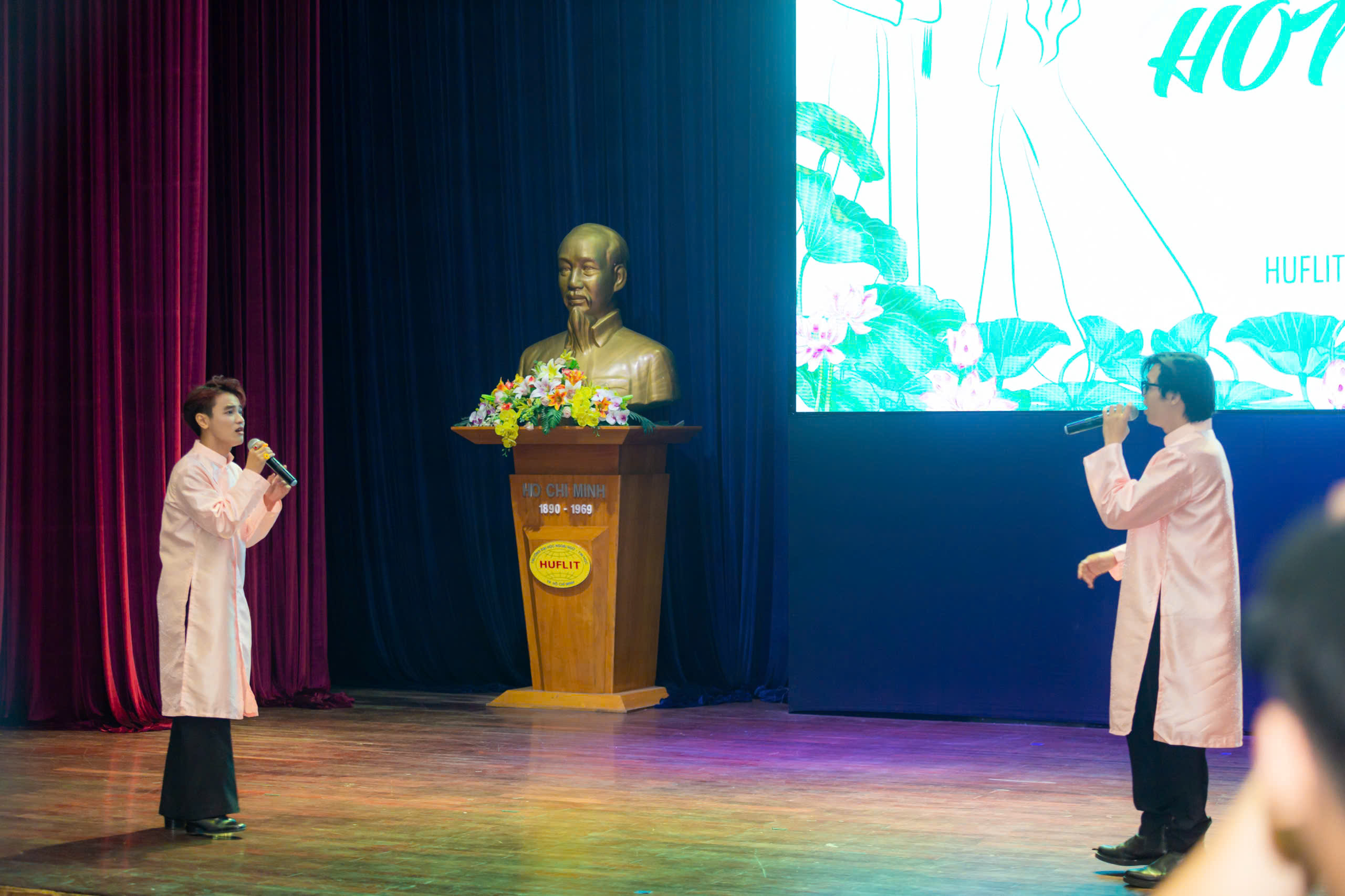 Hoạt động tìm hiểu, trải nghiệm thực tế về văn hóa du lịch với chủ đề “Dáng xưa Hồn Việt”