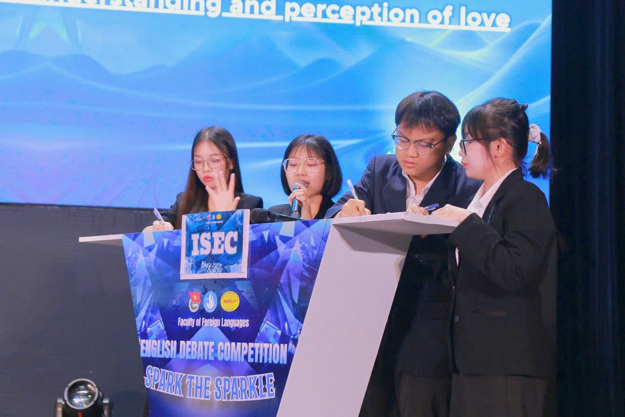 Chuỗi hoạt động thực hành ngôn ngữ “English In Action” năm 2025