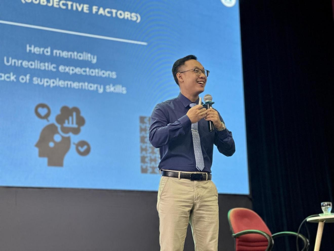 Chuỗi hoạt động thực hành ngôn ngữ “English In Action” năm 2025