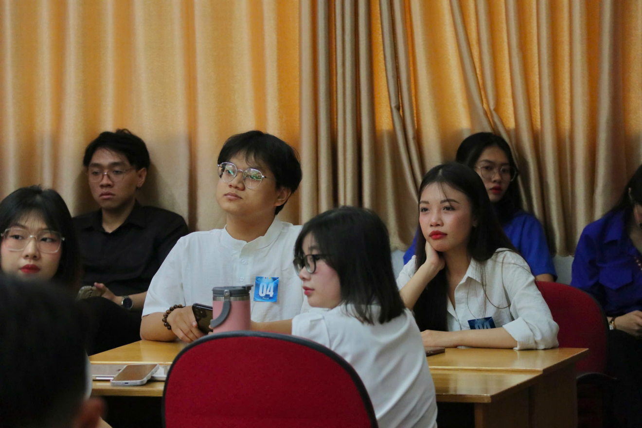Chuỗi hoạt động thực hành ngôn ngữ “English In Action” năm 2025
