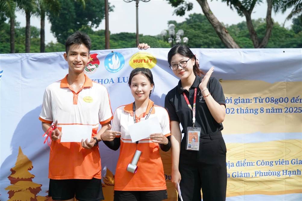 Giải chạy “Run Your Own Race - Chạy cùng Thanh Xuân 2025”