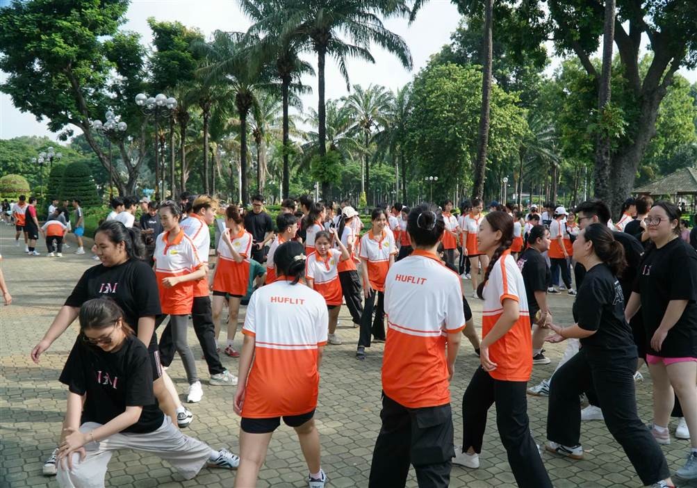 Giải chạy “Run Your Own Race - Chạy cùng Thanh Xuân 2025”