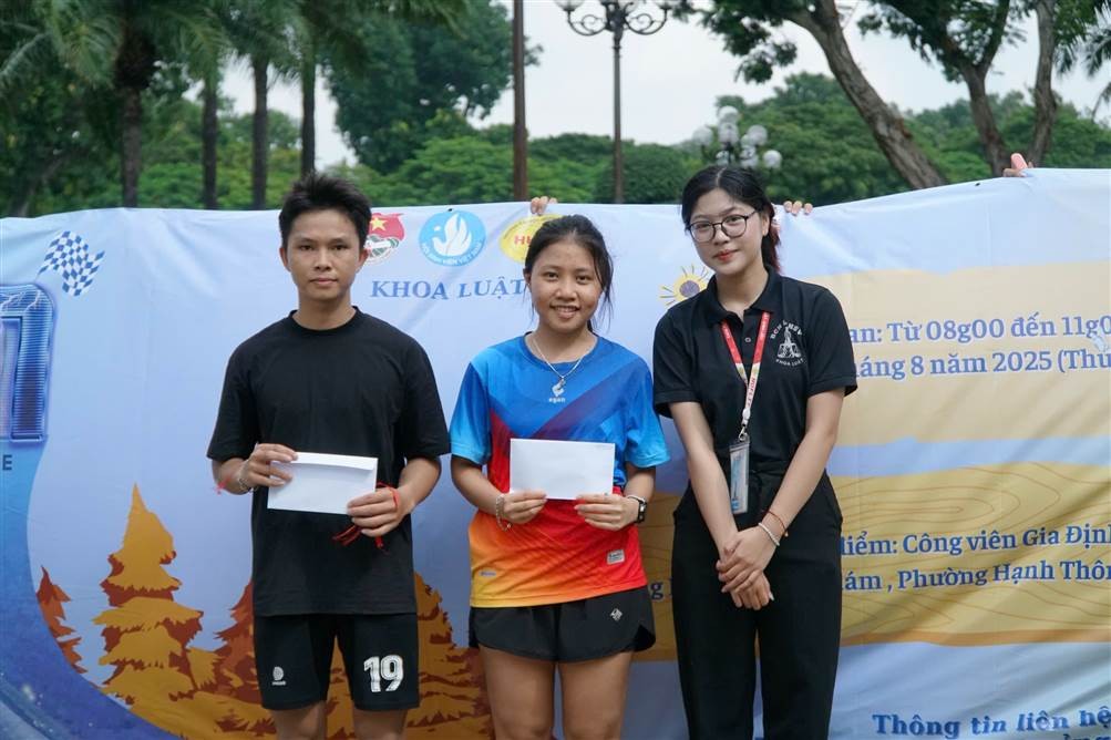 Giải chạy “Run Your Own Race - Chạy cùng Thanh Xuân 2025”