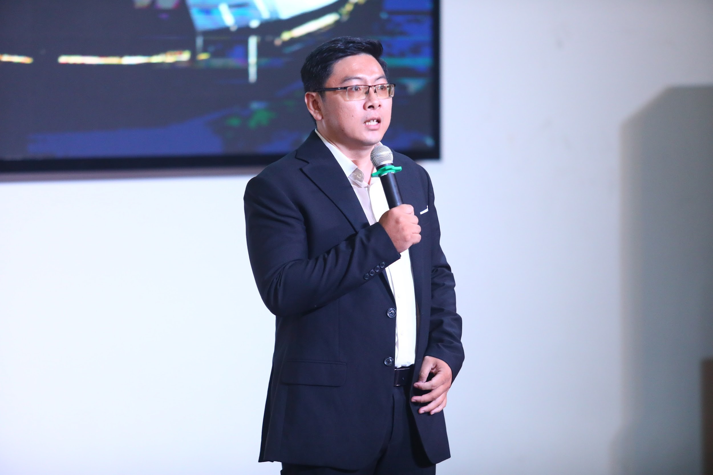 Cuộc thi Ý tưởng khởi nghiệp “HUFLIT Startups” năm 2025