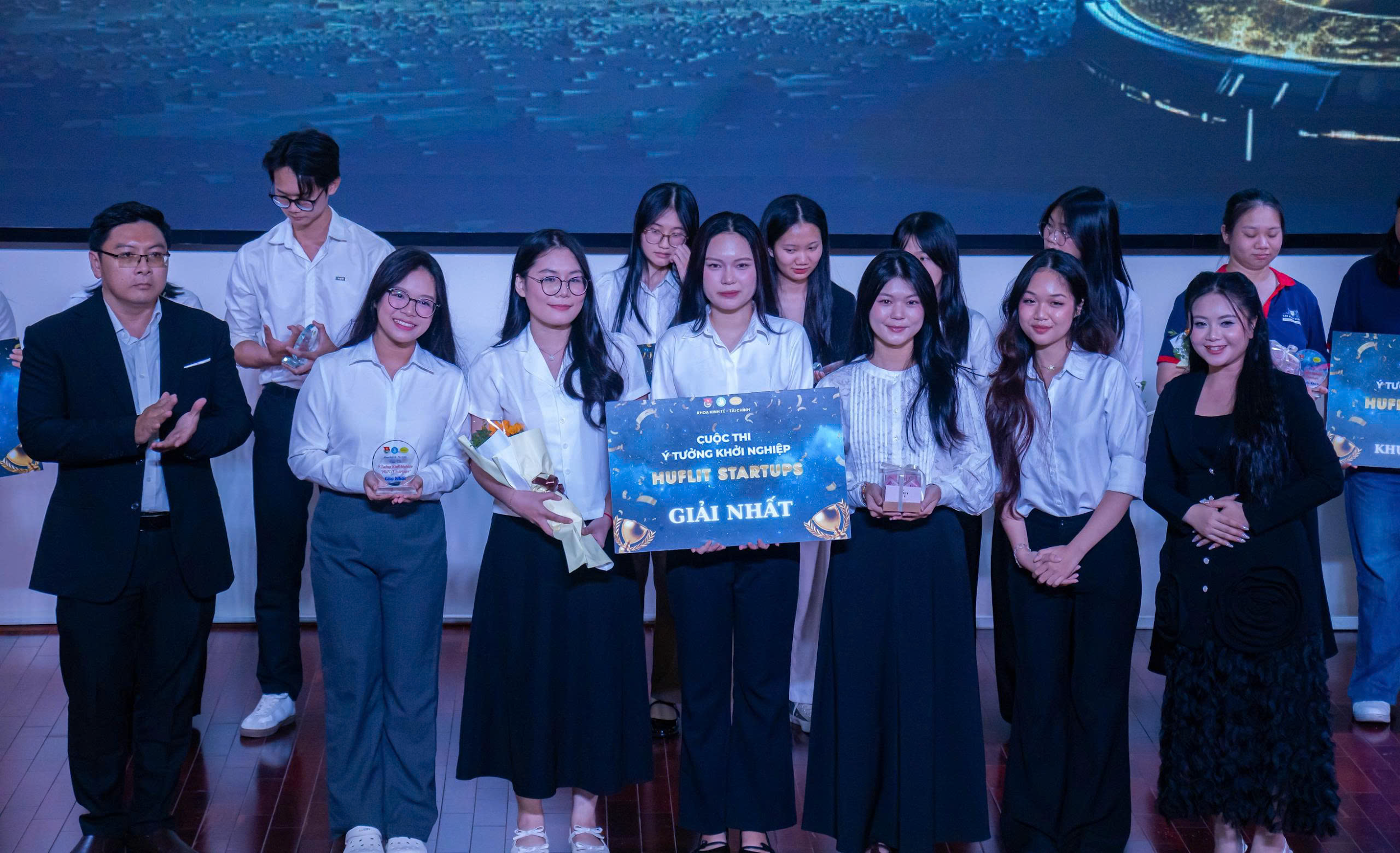 Cuộc thi Ý tưởng khởi nghiệp “HUFLIT Startups” năm 2025