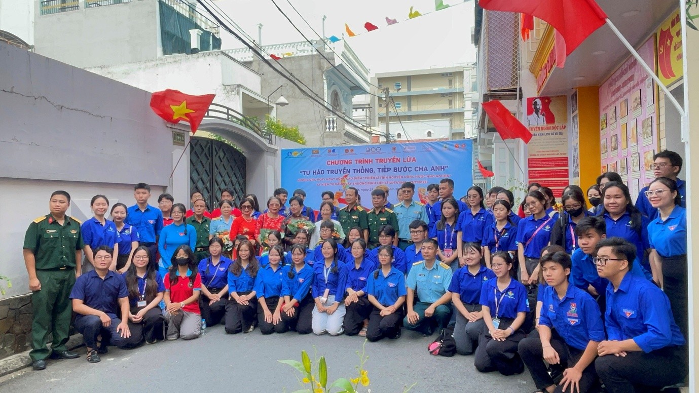Chiến dịch Tình nguyện Mùa hè xanh HUFLIT năm 2025