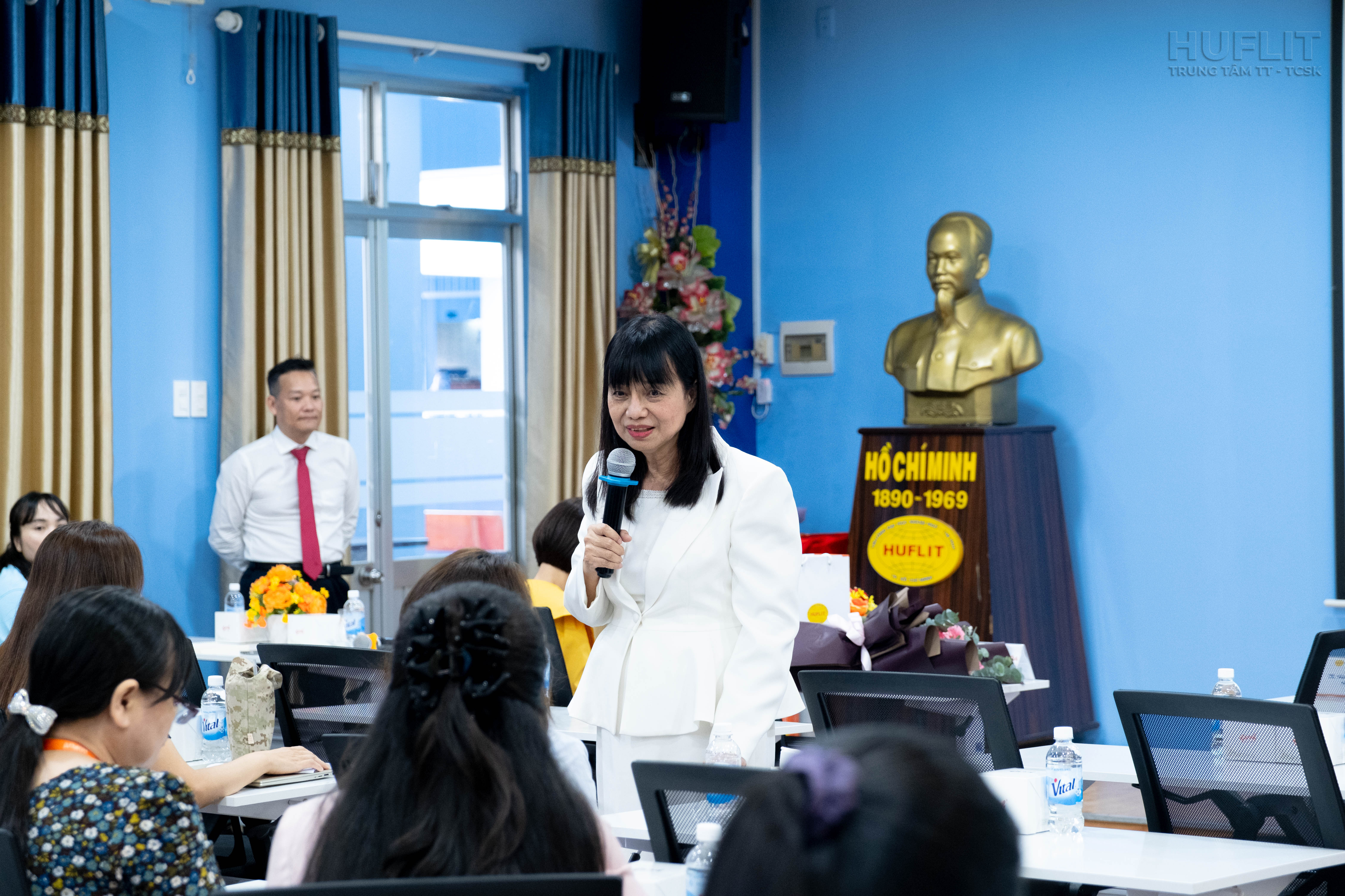 HUFLIT chăm sóc sức khỏe tinh thần