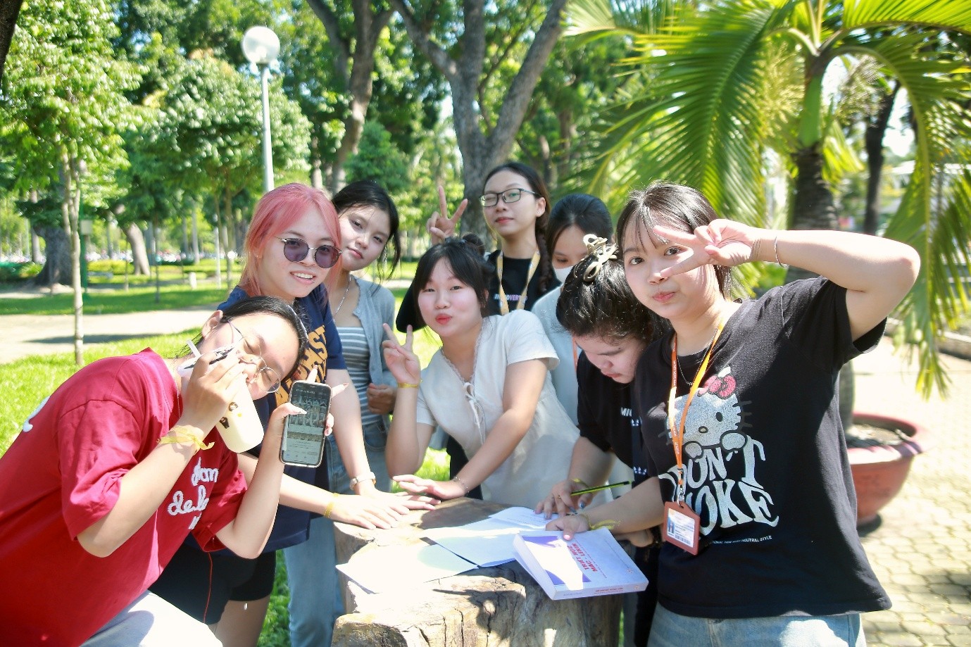 HUFLITers K31 gắn kết cùng “Ngày hội Kết nối - Connection Day” năm 2025