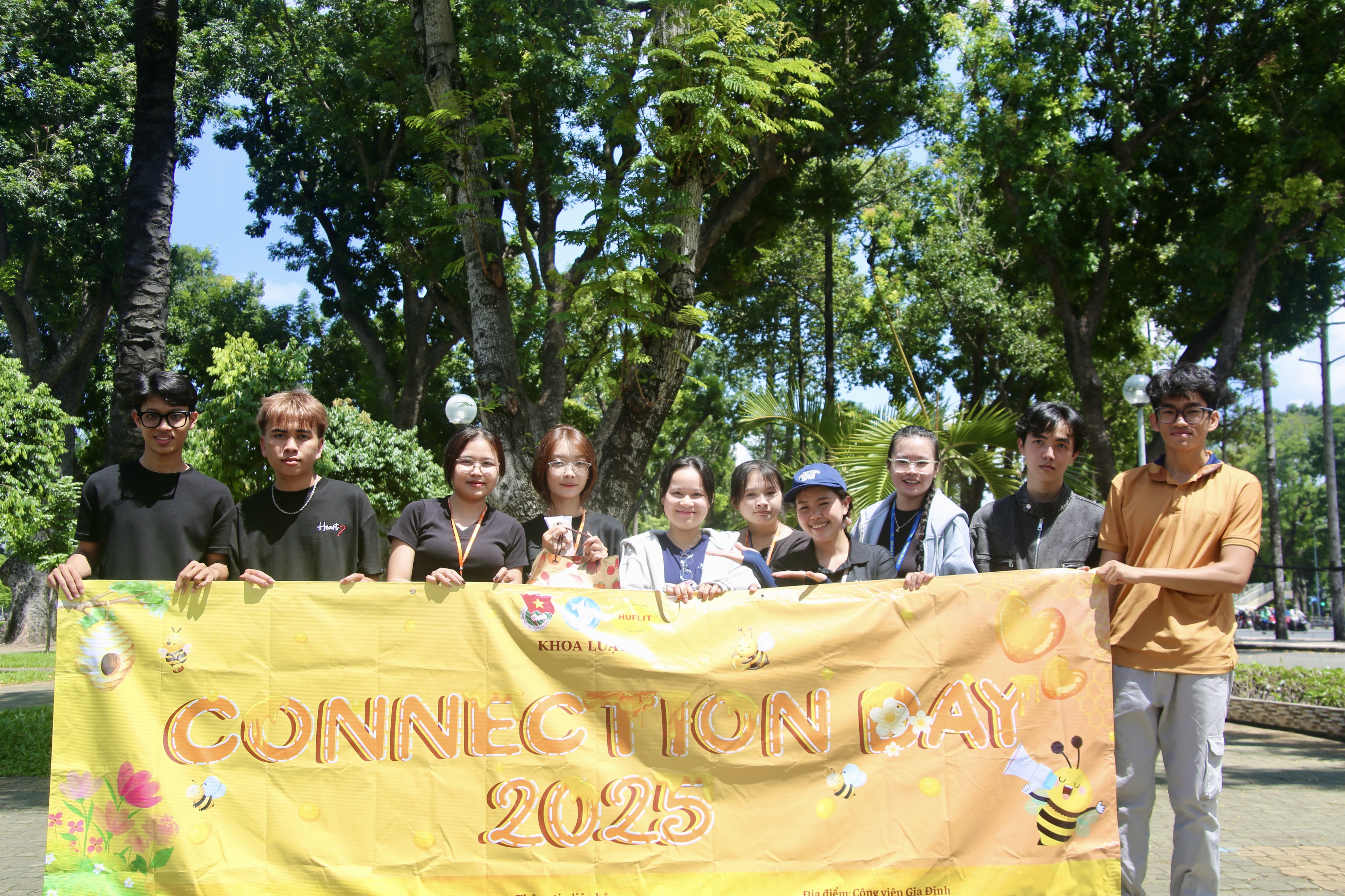 HUFLITers K31 gắn kết cùng “Ngày hội Kết nối - Connection Day” năm 2025