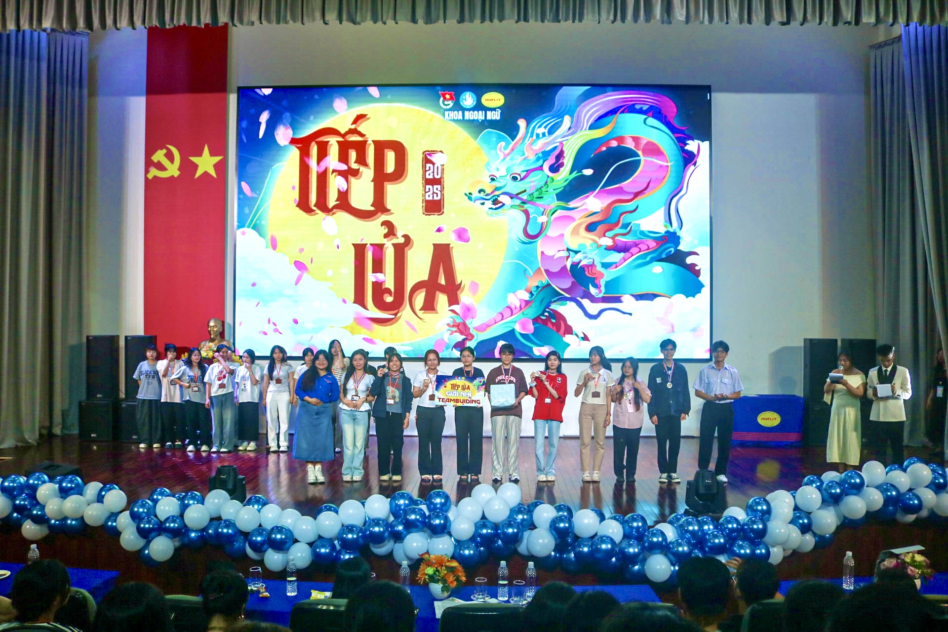 Chương trình Chào đón Tân Sinh viên “Tiếp Lửa 2025”