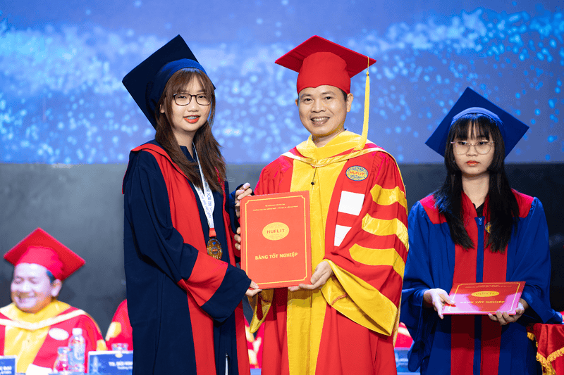 Tấm bằng đại học vẫn là yếu tố quan trọng