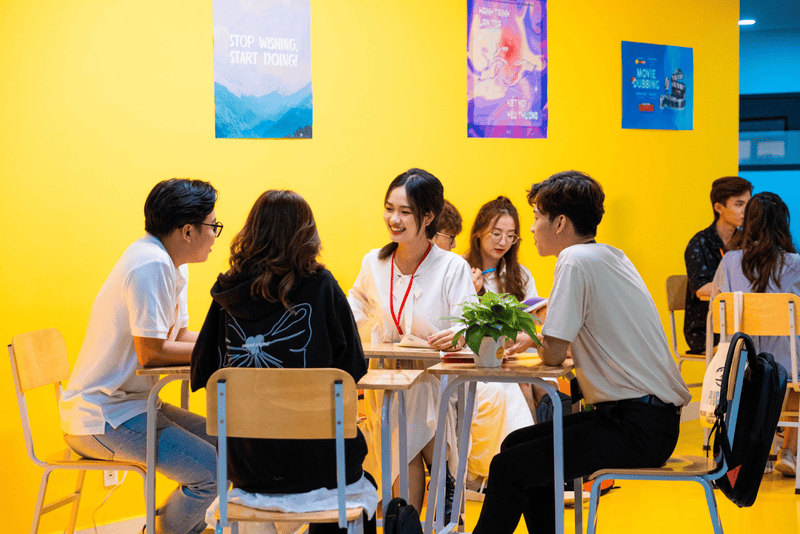 Trao đổi sinh viên
