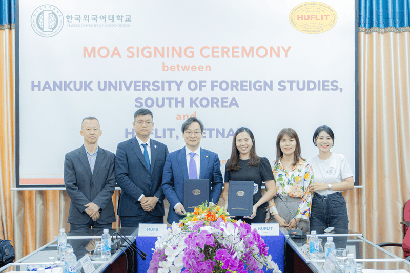 Bằng liên kết quốc tế HUFLIT