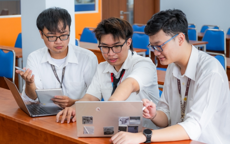 nen-di-lam-them-hay-tham-gia-cau-lac-bo-2