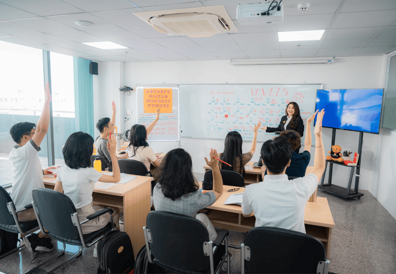 ngôn ngữ anh nên chọn trường nào