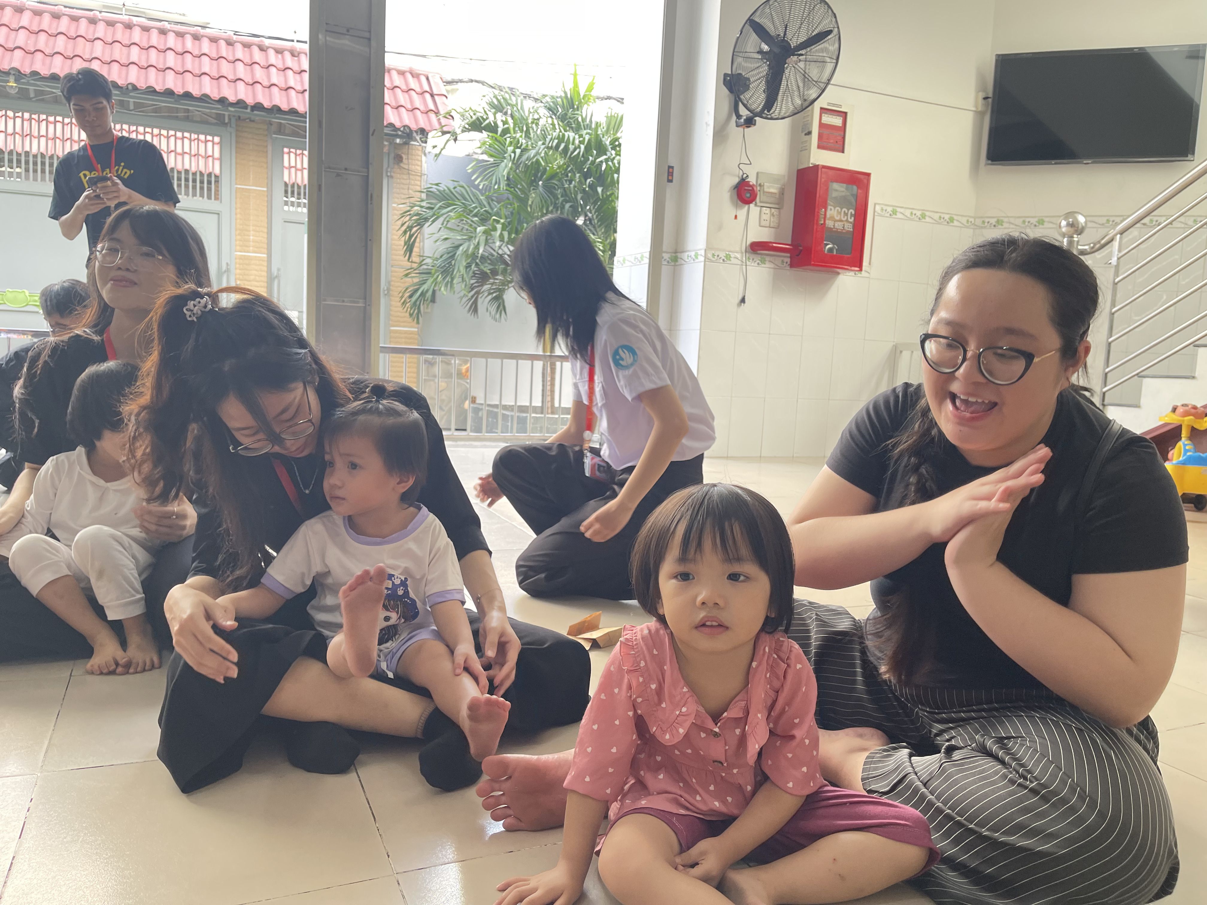 Chuỗi hoạt động “Trao Xuân cho Em”