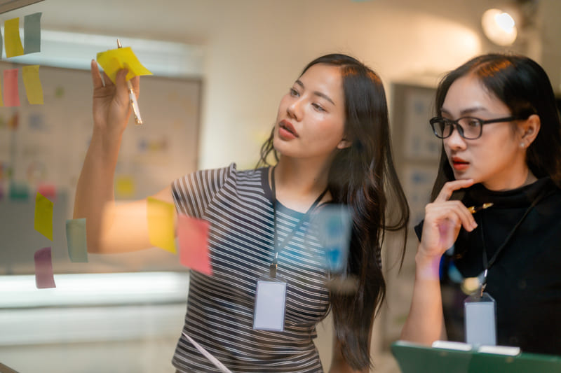 Những kỹ năng sáng tạo, giao tiếp, chuyên môn