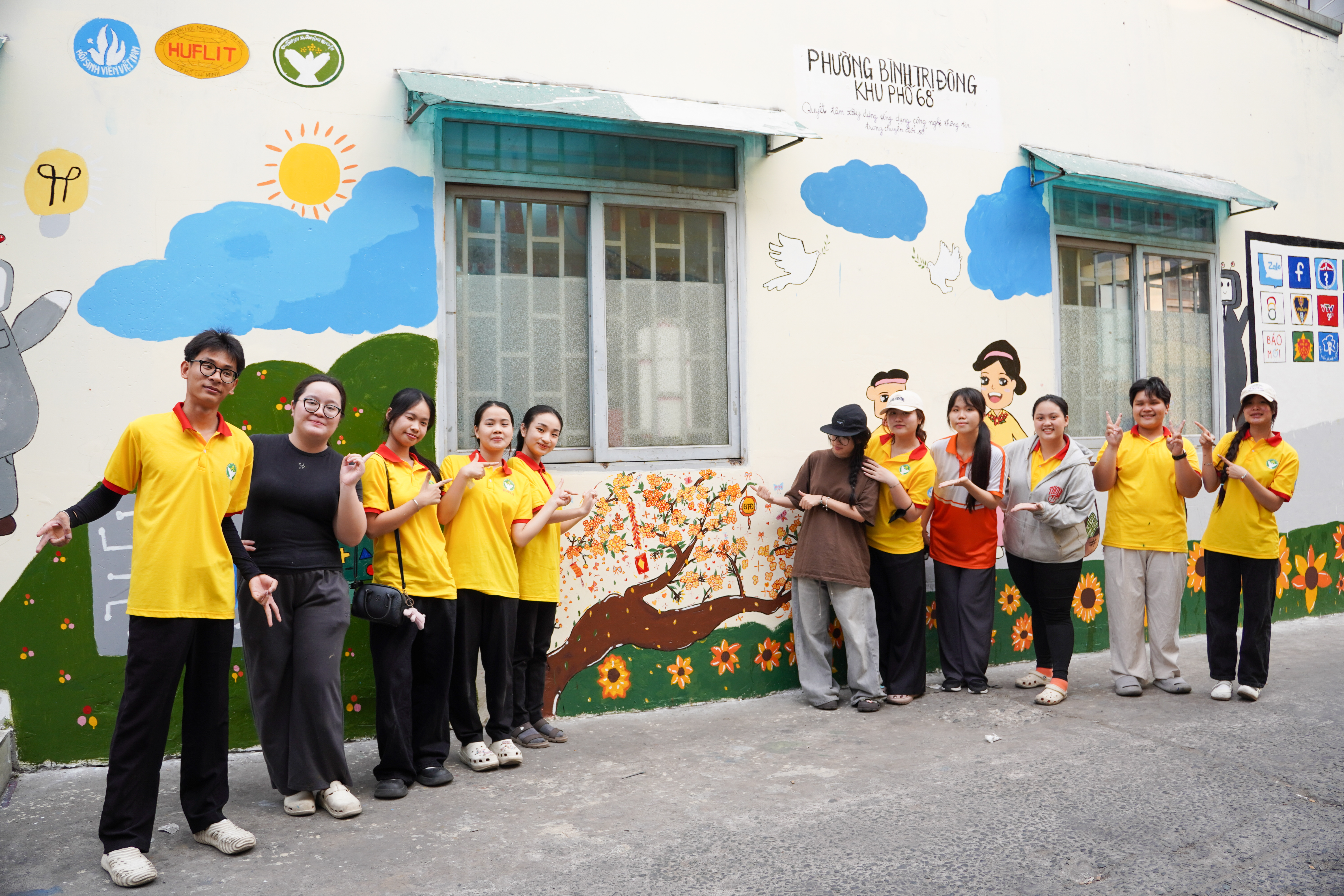 Chiến dịch Xuân tình nguyện HUFLIT 2026 - Dấu ấn trách nhiệm và tinh thần cống hiến của tuổi trẻ