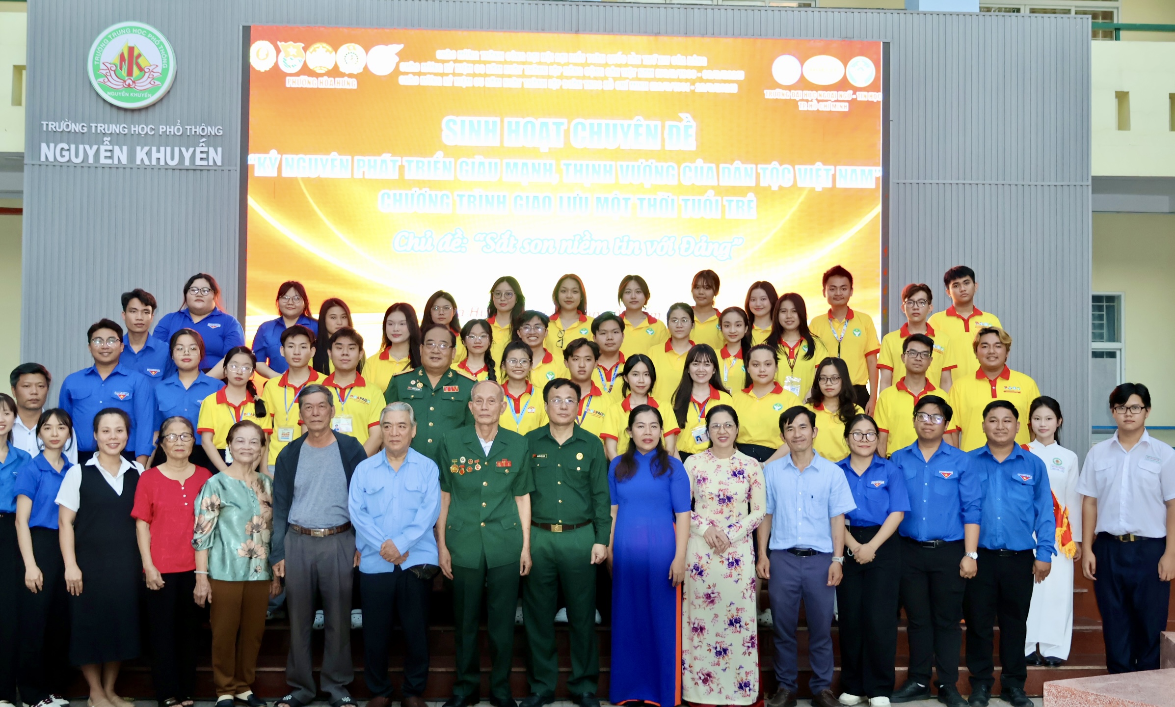 Chiến dịch Xuân tình nguyện HUFLIT 2026 - Dấu ấn trách nhiệm và tinh thần cống hiến của tuổi trẻ