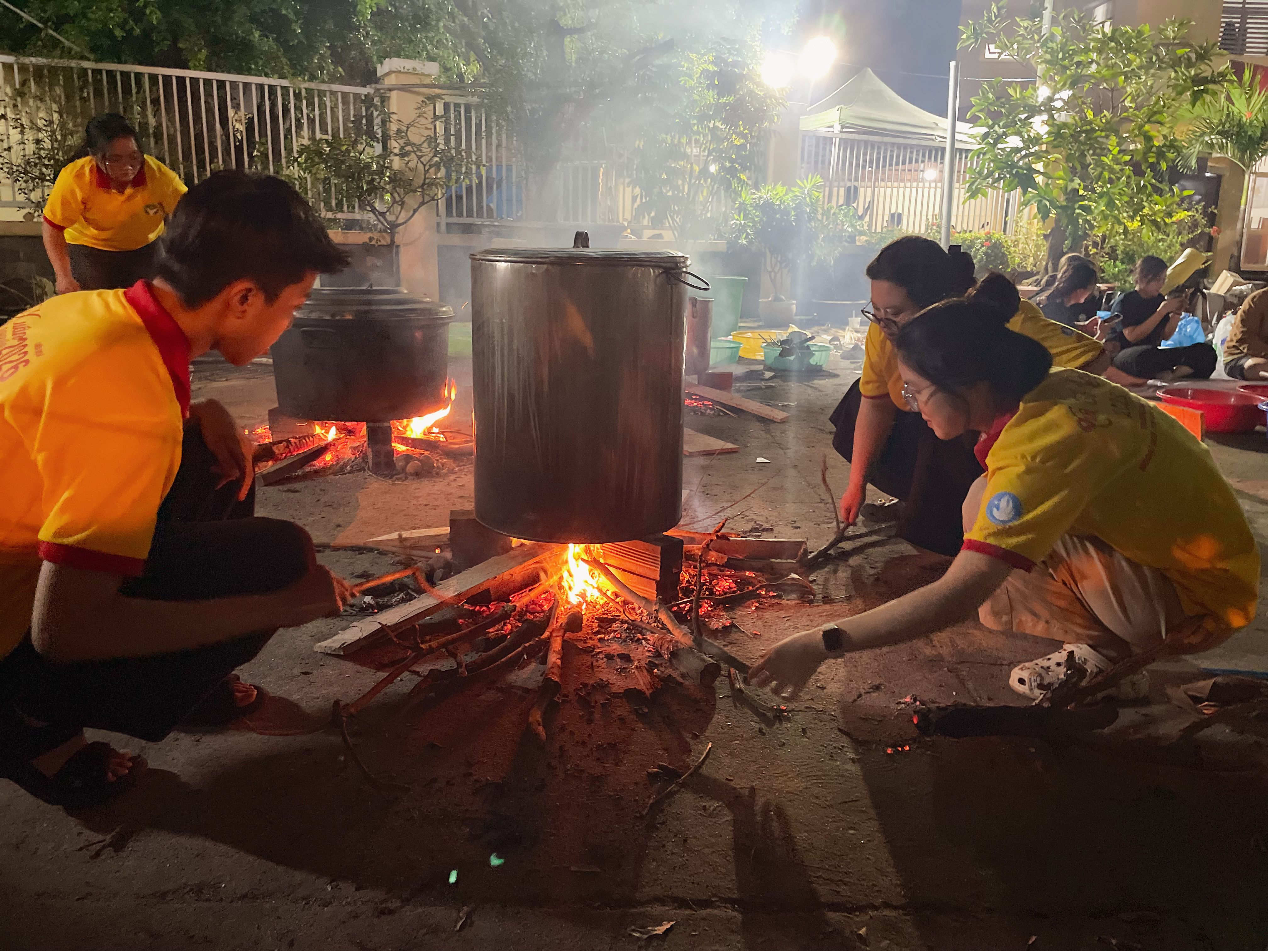 Chiến dịch Xuân tình nguyện HUFLIT 2026 - Dấu ấn trách nhiệm và tinh thần cống hiến của tuổi trẻ