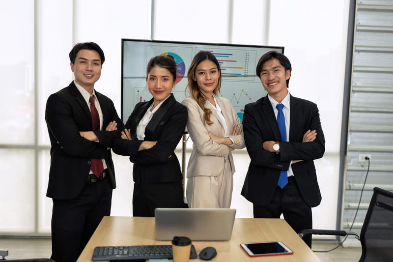 chuyên viên kinh doanh quốc tế