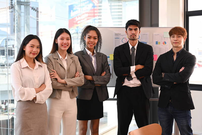 chuyen-vien-kinh-doanh-quoc-te-2