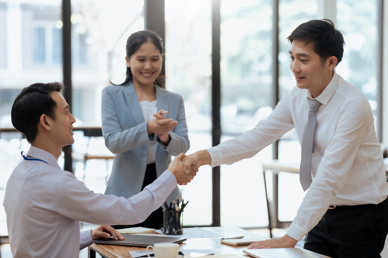 Chuyên viên quan hệ khách hàng