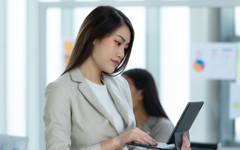 chuyên viên quản lý dự án