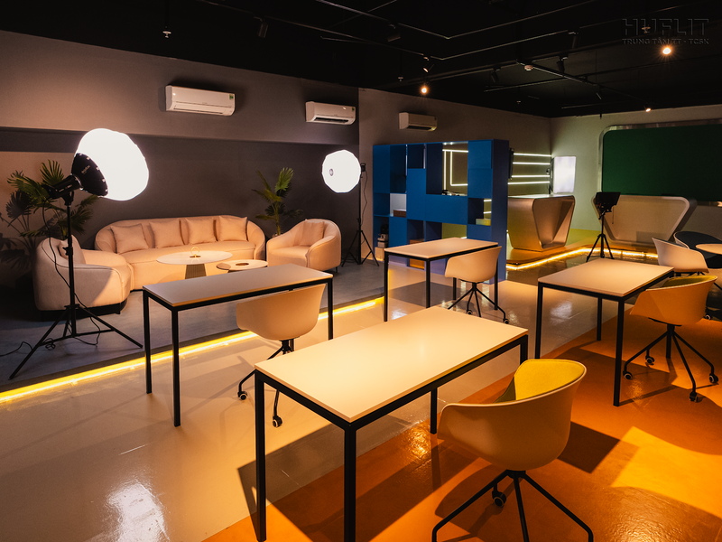 chuyên viên social media