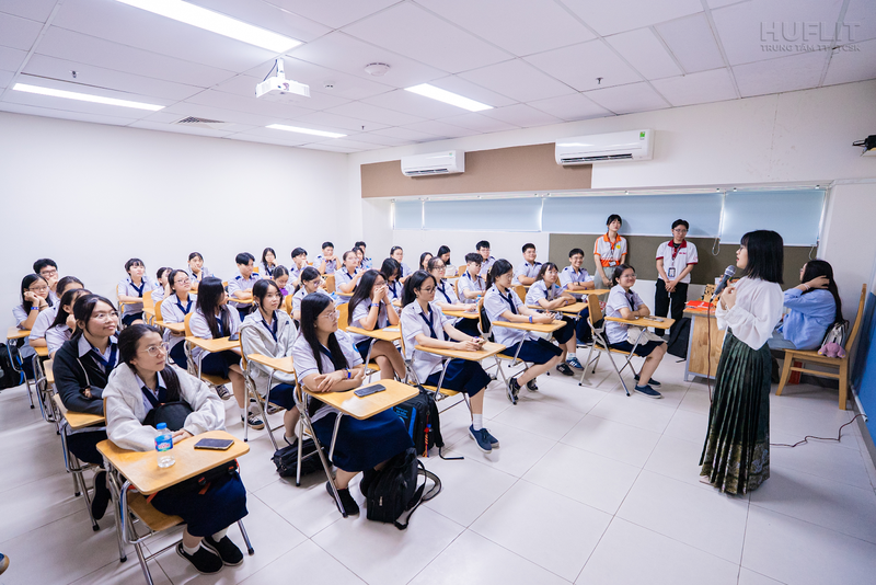 chuyên viên tổ chức sự kiện